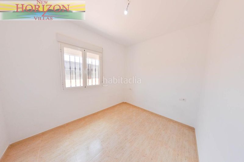 Foto 4f81f5d5-8a28-4b9e-9b74-99ee9d999229. Casa a Zurgena