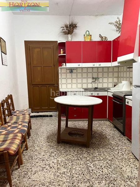 Foto c785f6e3-f851-4633-ac7c-f830dfa4fa87. Casa a Fines