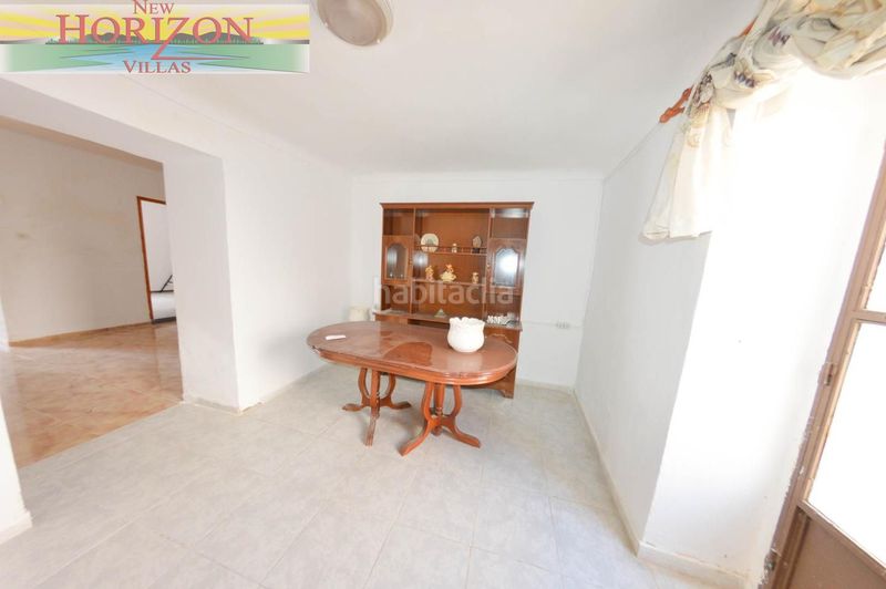 Foto f7501474-fe0d-42d8-9220-28310fb21ab4. Casa a Cantoria