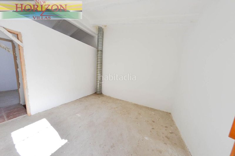 Foto 1eb3d5ec-f4b2-4536-a96c-208ed073c9ba. Masia a Lubrín