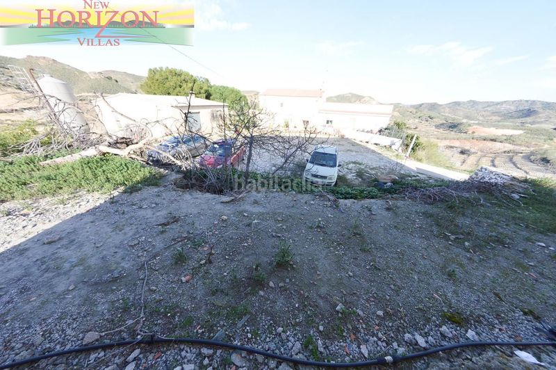 Foto f3485014-ed40-4c15-84fe-2f712fe118f7. Masia a Lubrín