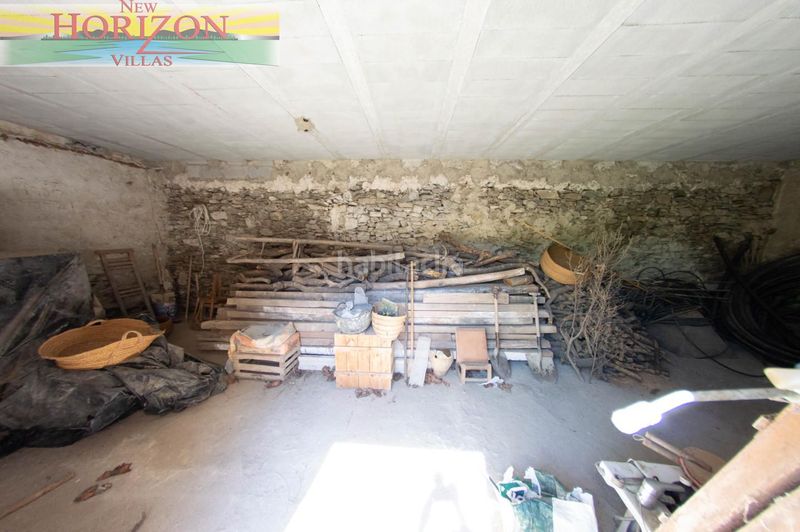 Foto 2041ca13-c41a-4d54-bcd4-1bdb0560f102. Casa amb aparcament a Taberno