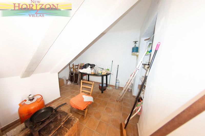 Foto 20aeddc8-8c98-416e-ae83-a8e13c7f545b. Casa amb aparcament a Taberno