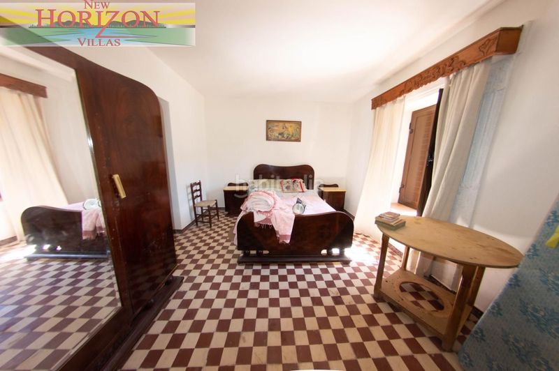 Foto 5b51137b-dfbc-493e-8e1e-c0093a2c224c. Casa amb aparcament a Taberno