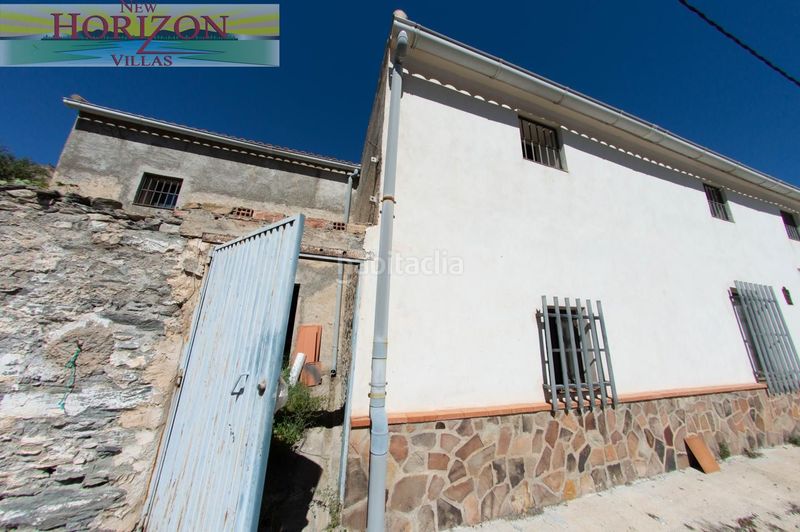 Foto c41705e4-dfee-4b02-8437-024ae6335339. Casa amb aparcament a Taberno