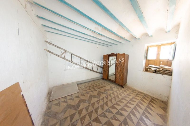 Foto 0c7f425c-b430-4774-a060-180f6ad6c997. Masia a Taberno