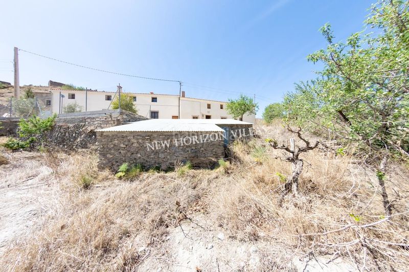 Foto 962018ca-a24a-4640-ba72-0ab80ae99bb6. Masia a Taberno