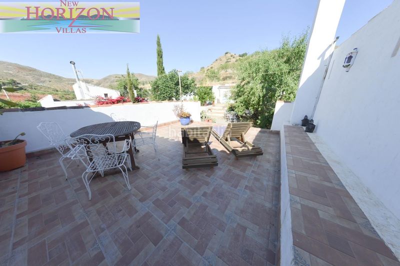 Foto 7559fefb-2a3c-4599-a2ba-df1591e1aa10. Casa cortijo en Lubrín