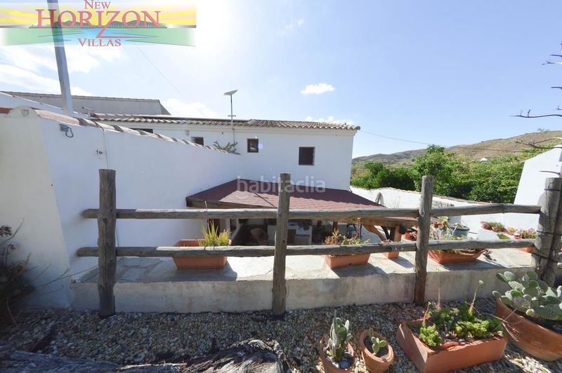 Foto c370c391-dcec-4f23-8d19-91a41bb429b7. Casa cortijo en Lubrín