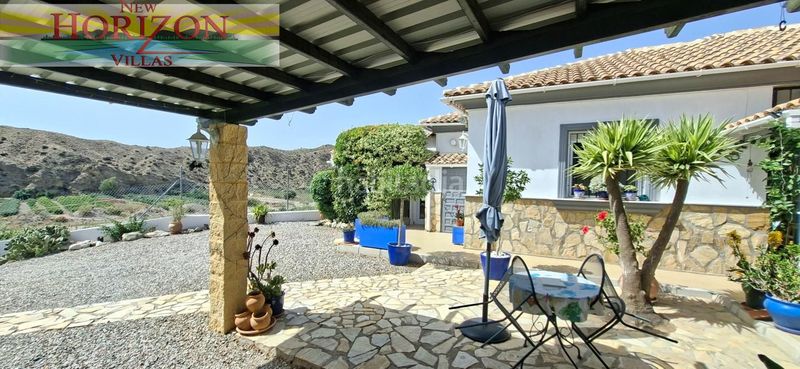 Foto 0a98a007-59eb-4154-b366-bb6ae3535350. Casa amb piscina a Arboleas