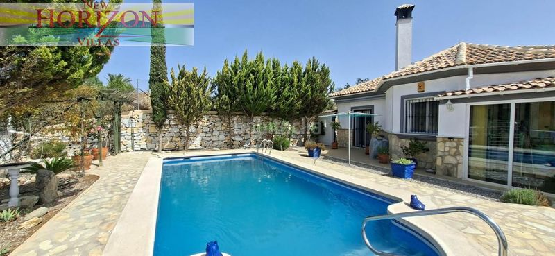Foto 431522ca-8d61-48dc-a1a5-9c80edc4ce78. Casa amb piscina a Arboleas