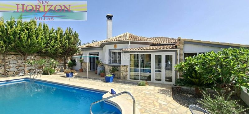 Foto d53676a2-8acf-4954-a14e-5f9f19ce53bd. Casa amb piscina a Arboleas