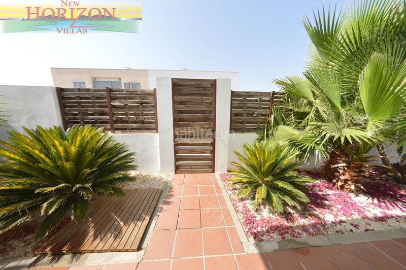 Foto d5608e6a-94cd-44c1-83ba-ae6213de36fb. Casa a Zurgena