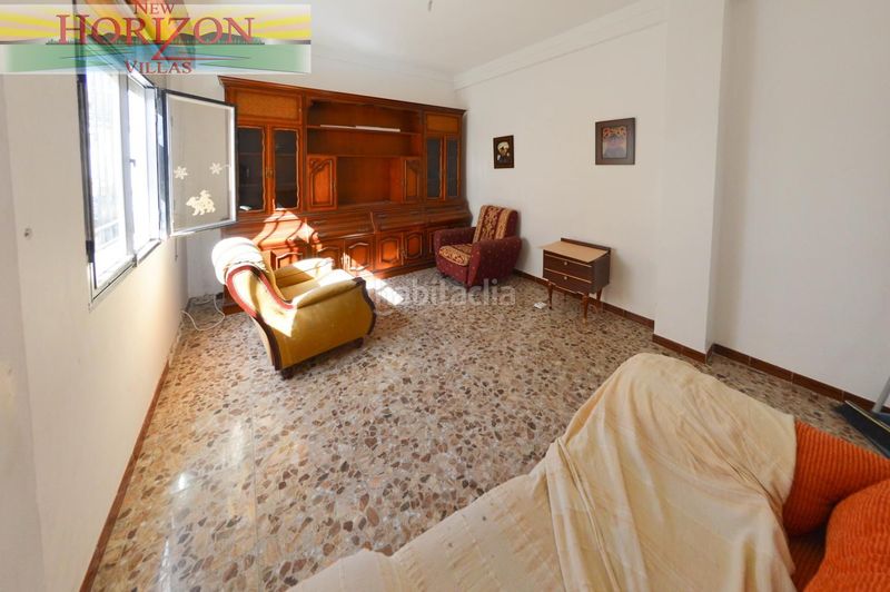 Foto a886c87d-d06b-4c75-bde6-61727aceba59. Casa amb aparcament a Zurgena