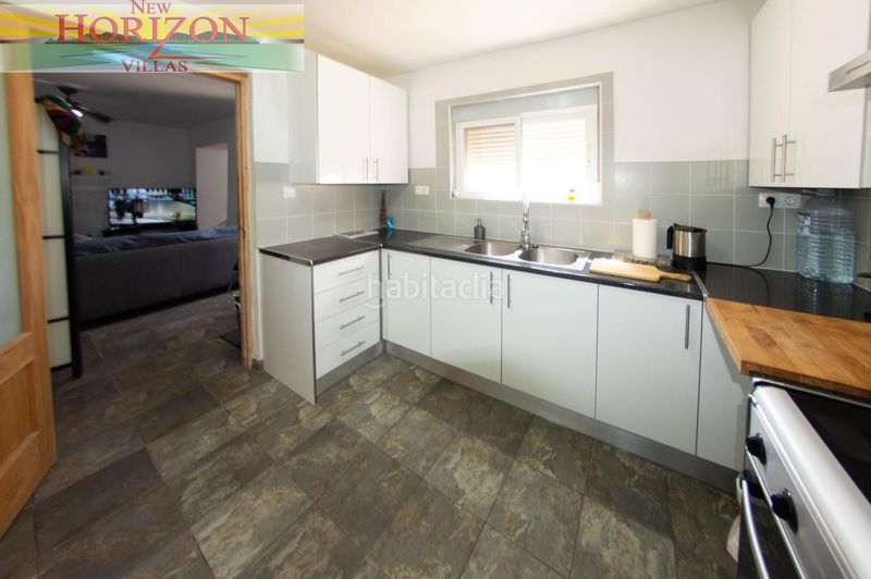 Foto 33322a52-380b-40a5-9c09-9ba00ad3432a. Casa adossada a Arboleas