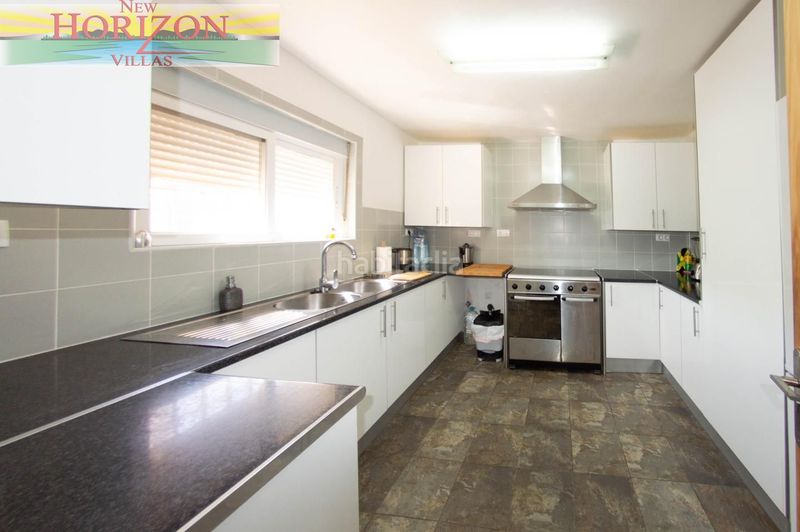 Foto a459f17f-00e7-4129-9683-ea1b1389cba3. Casa adossada a Arboleas