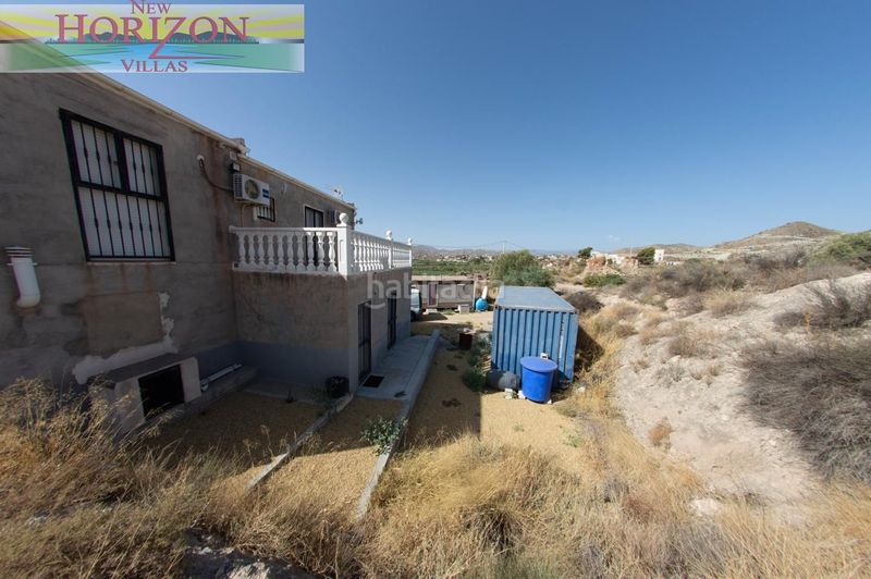 Foto ed8484b1-2617-4193-a946-42b8e0dd5143. Casa adossada a Arboleas