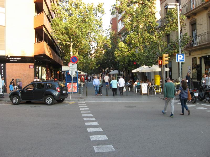 Foto 33e1055b-c8c3-4dc3-b6e7-efdb94b96bbf. Alquiler local comercial local en avda. catalunya de sant adrià del besòs en alquiler en Sant Adrià de Besòs