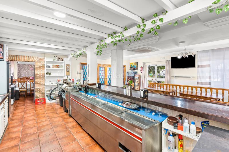 Foto 8d64e7f5-e4e8-4c8a-9b6b-633cbbbaa42c. Business premise in Camino de Ronda Granada