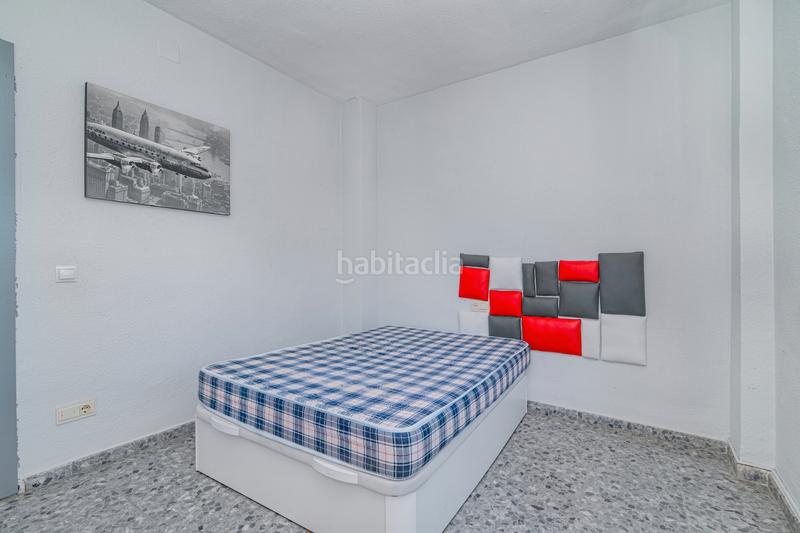 Foto dc0124e6-d490-43c8-8eff-ffe4b40f5ac9. Piso ¡oportunidad única en el corazón de cullar vega! en Cúllar Vega