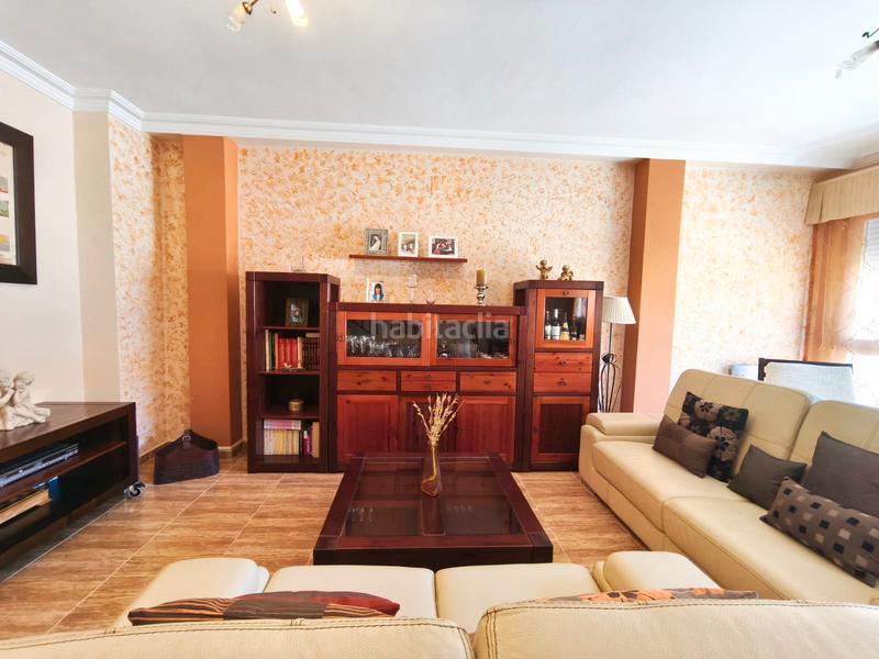 Foto fe3614c9-1d78-475f-8959-3a5f6e3774f6. Casa adossada amb aparcament a Aljomahima - Ermita Gabias (Las)