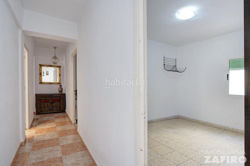 Foto 97a00470-c8fb-43e2-bba3-9e991dd737b2. Piso en calle granados 7 piso 2 dormitorios centro en Granada