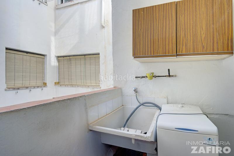 Foto ca4cc2c5-45eb-4c2f-9dd1-04027a6ff11e. Piso en calle granados 7 piso 2 dormitorios centro en Granada