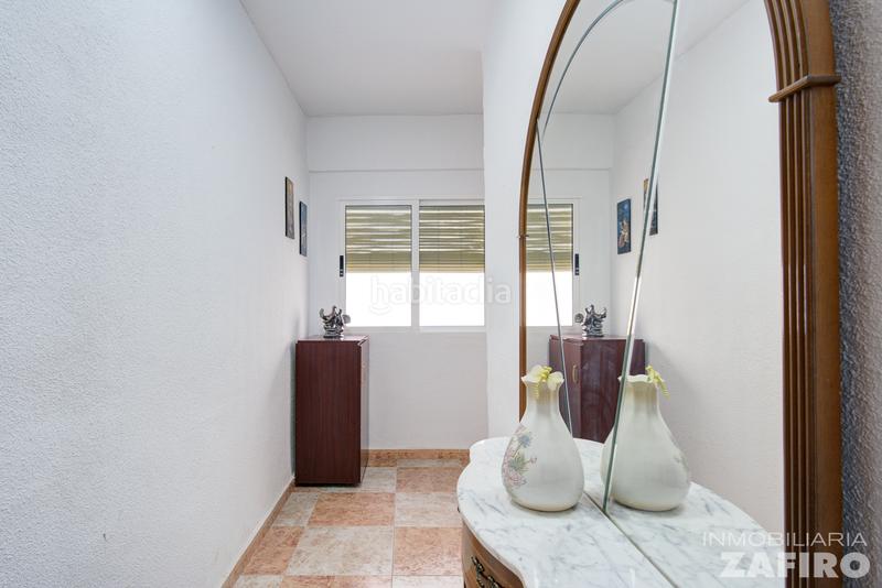 Foto df167589-05dd-4864-a244-cedcb505e7e9. Piso en calle granados 7 piso 2 dormitorios centro en Granada