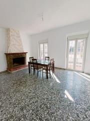 Location Maison à Parque de San Roque. Vivienda en primera planta sin amueblar