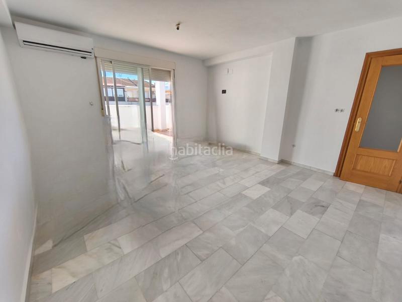 Foto 915192db-2ec6-4eb3-a2b3-38ecece48bee. Rent penthouse with parking in Parque de la Ermita Churriana de la Vega