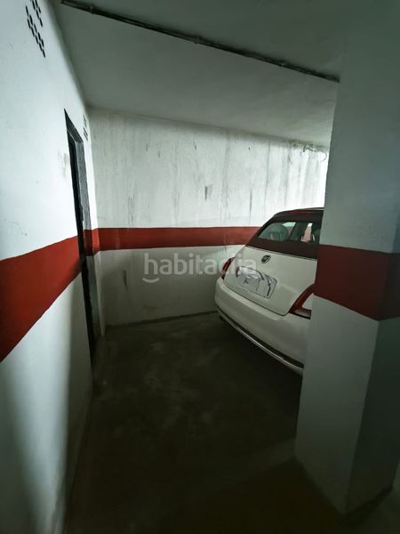 Foto bfd6c5d5-ed92-44ea-9393-2fadbf9bd40b. Aparcament cotxe a San Miguel Armilla