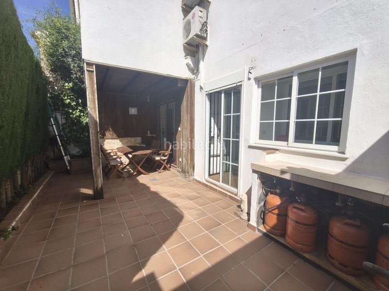 Foto eb849a88-321f-4d4b-8806-494c037fdc19. Casa adossada amb xemeneia calefacció aparcament piscina a Gabias (Las)