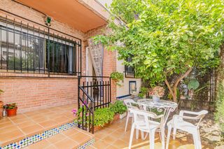 Maison à Las Flores - Huerta. Vivienda pareada en las gabias