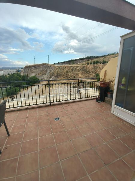 Foto d76fec1d-4fe3-4710-8904-eec9a1a04cf5. Rent flat in Cájar