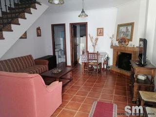 Casa a Villaluenga del Rosario. Preciosa casa en venta en villaluenga