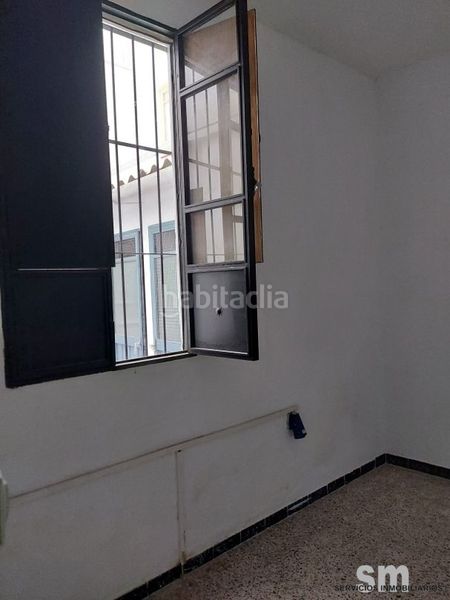 Foto 063db2d8-21b7-44a3-a5ab-deb1b66b375b. Local comercial a Ubrique