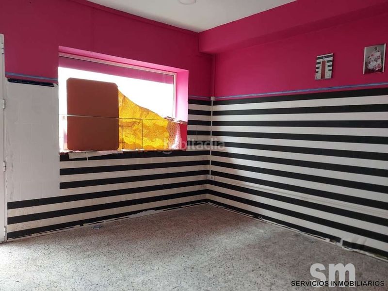 Foto 25930582-9f1f-41b1-a405-ff954f8d0334. Local comercial a Ubrique