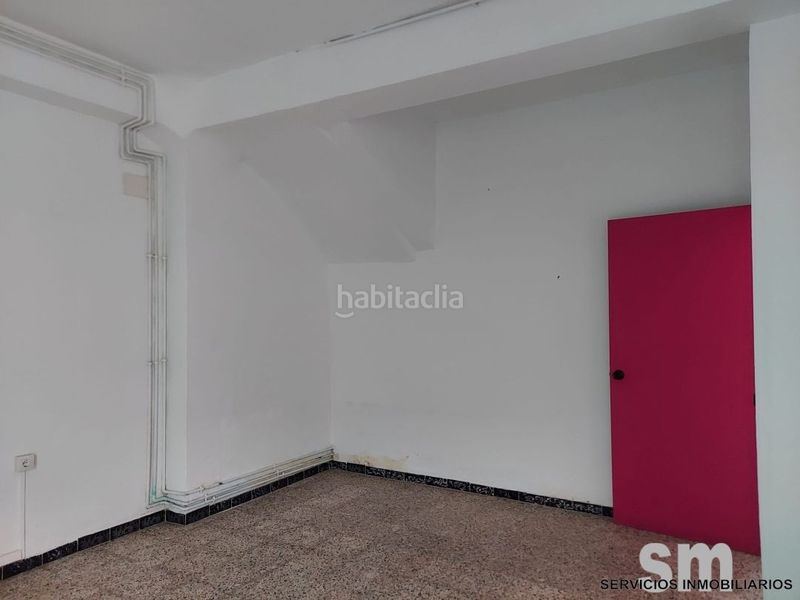 Foto 2727e313-270a-4a91-94fe-5192f79f5c7f. Local comercial a Ubrique