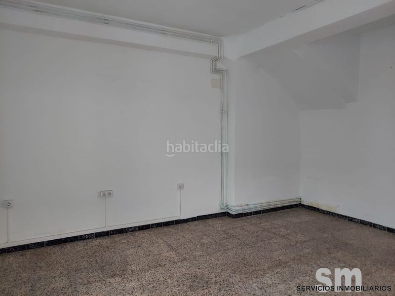 Foto 50e9c784-b3a6-46de-9744-d1f728022995. Local comercial a Ubrique