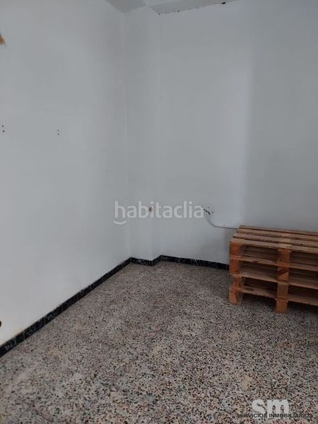 Foto e7ae16f3-33f5-4688-a308-ed2a1e9dc89f. Local comercial a Ubrique