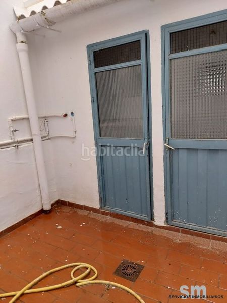 Foto f4dffc74-b818-4688-b6d6-d21ee741b00e. Local comercial a Ubrique