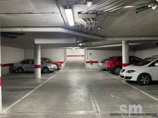Parking voiture à Ubrique. Plaza de garaje en venta en zona convento capuchino