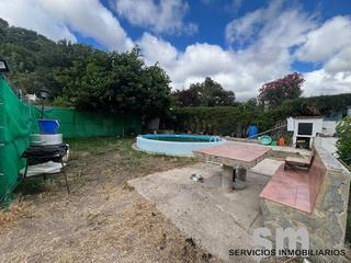 Finca rústica a Benaocaz. Campo en venta en la carretera ubriqueel bosque