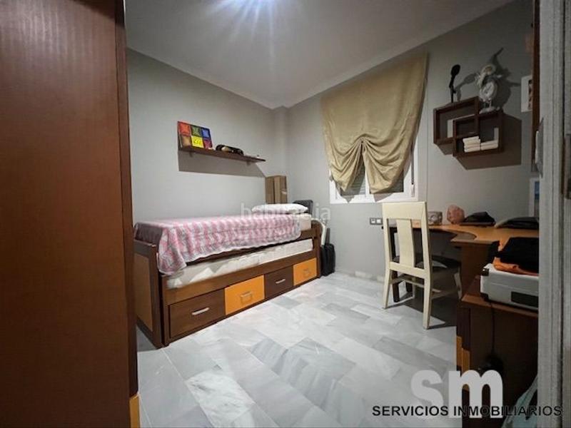 Foto 78acefae-1c1b-4574-9247-20978d08f276. Piso  en venta con ascensor en zona céntrica en Ubrique