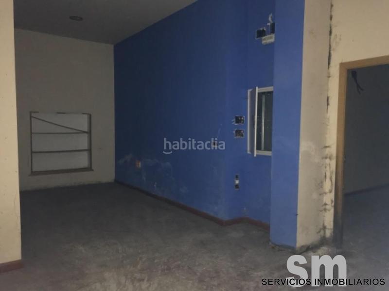 Foto e0327189-ec53-4c06-b9cb-3fbb6cc1b858. Local comercial a Bellavista Sevilla