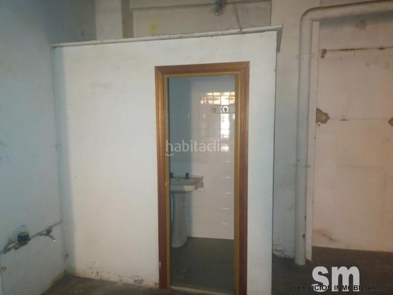 Foto 695bcaf6-5112-4f38-8522-824fb95eda6c. Local comercial  en venta en Torreblanca Sevilla