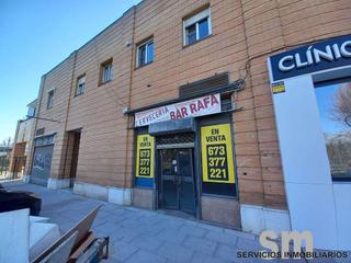 Local commercial à Gelves. Local comercial en venta en gelves, sevilla