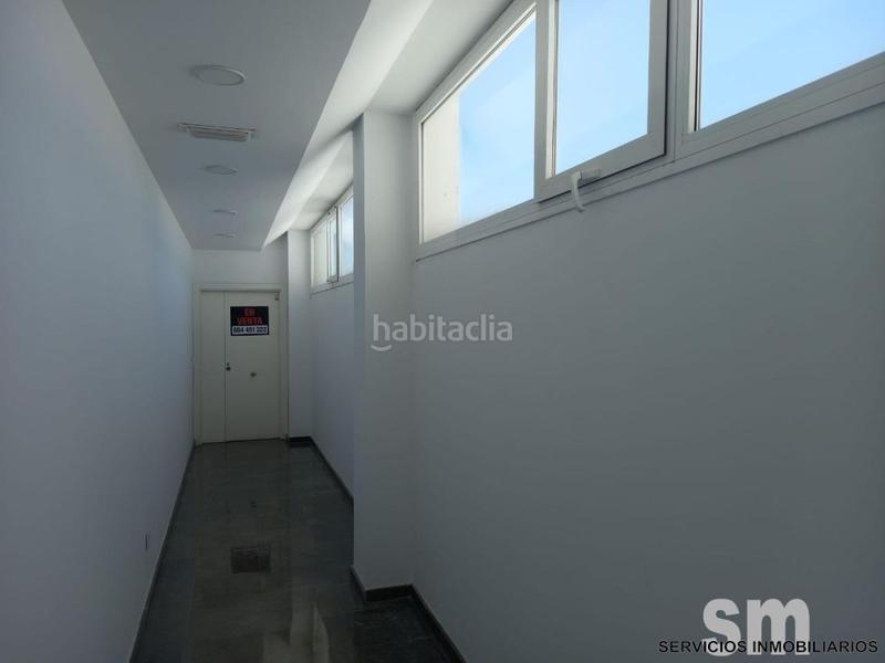 Foto 3fad6ba9-0587-4bc6-87f2-f17215236688. Ufficio con parcheggio in Gelves