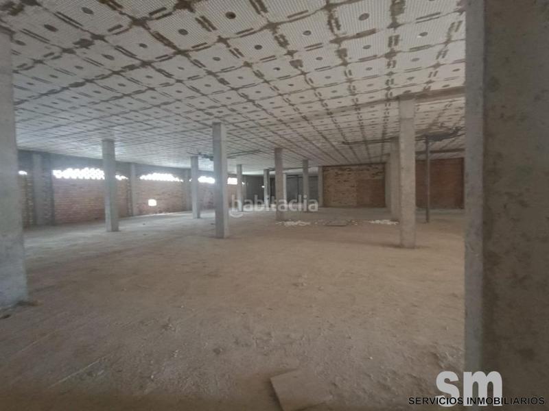 Foto 7b96a24e-32ee-4373-9731-87cf593ee655. Local commercial dans Valencina de la Concepción