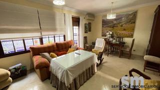 Casa a Ubrique. Preciosa casa independiente en venta en la zona de expansión de
